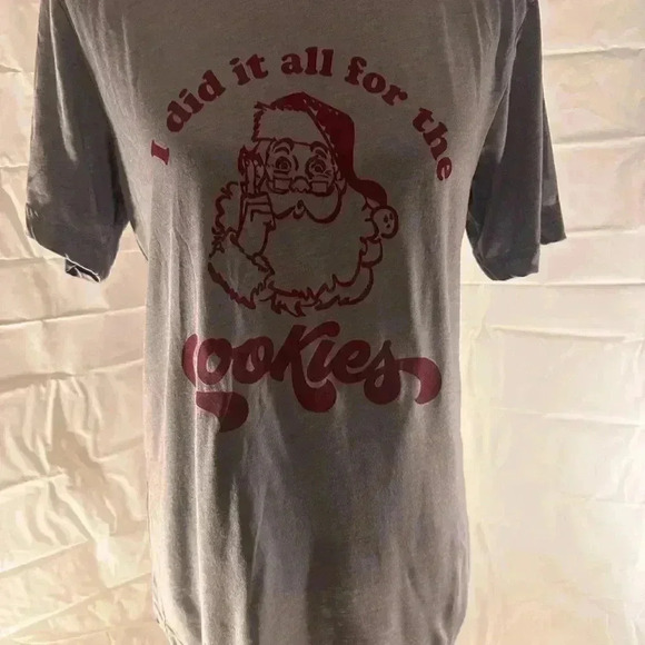 Gray Santa Claus 'I did it all for the cookies' T-Shirt - Picture 2 of 5